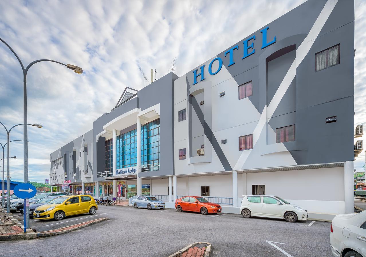 Northern Lodge Hotel 숭가이페타니 외부 사진